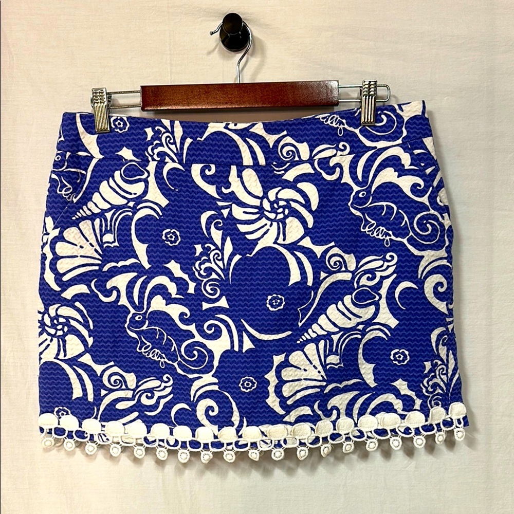 Lilly Pulitzer Blue and White Mini Pencil Skort